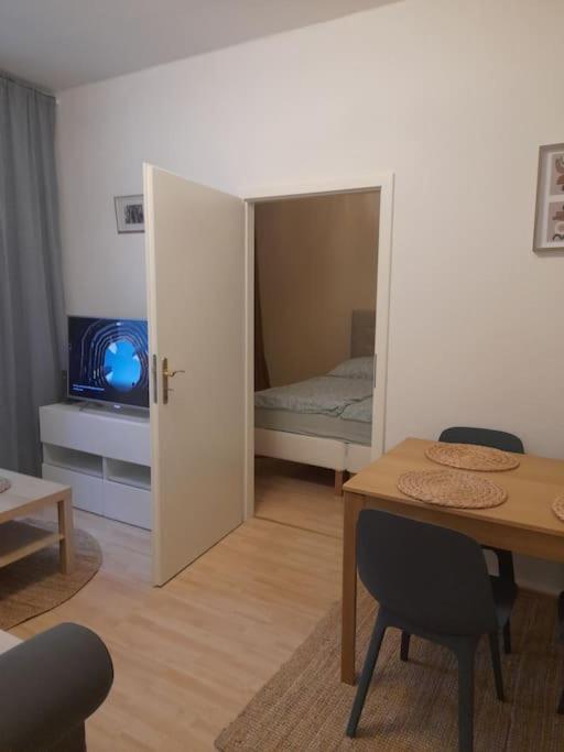 Zwei-Zimmer Wohnung In Wiesbadens Westend Dış mekan fotoğraf